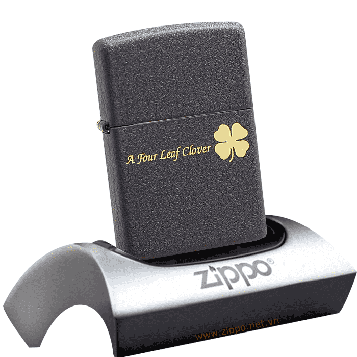 Bật lửa ZiPPO Classic ZP237 trên kệ shop ZiPPO Việt Nam