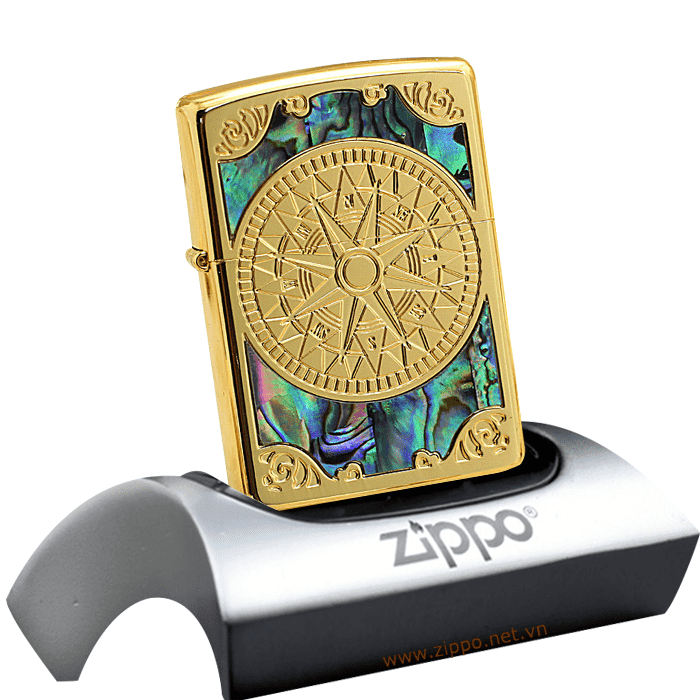 Màu vàng khiến Zippo ZP350 luôn nổi bật tại shop ZiPPO Việt Nam
